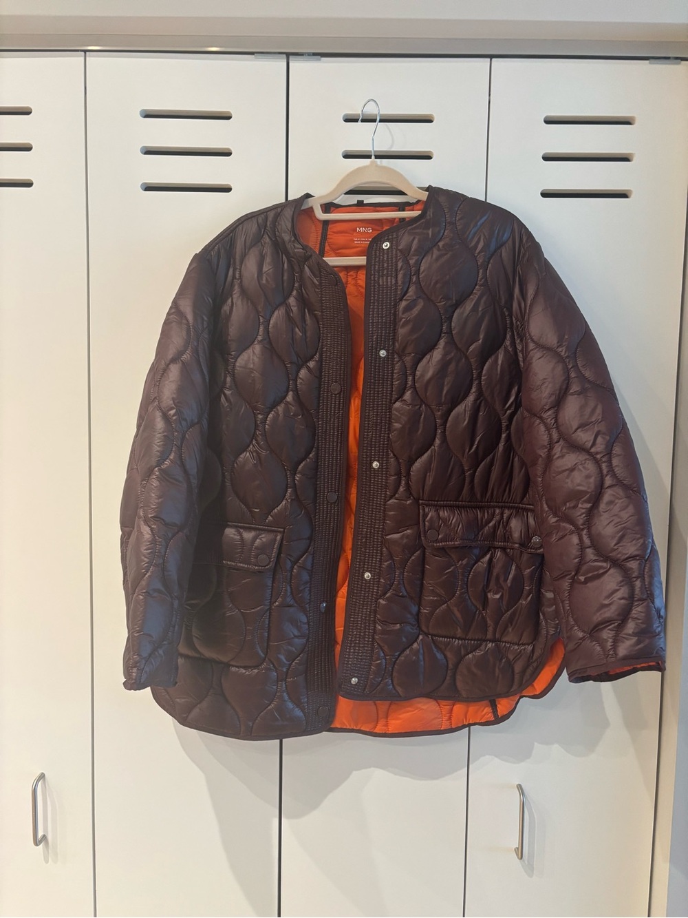 Bordeaux-colored Mango quilted jacket